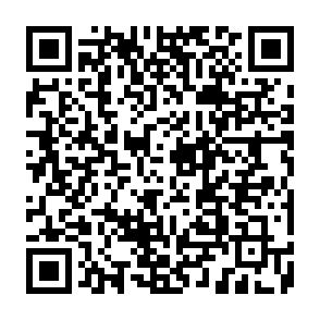 Email On Hold phishing email Code QR