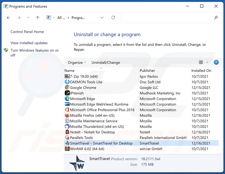 Desinstalação do adware SmartTravel via Painel de Controlo