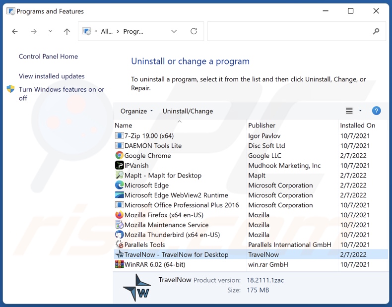 desinstalar o adware TravelNow via Painel de Controlo